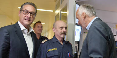 Strache im H&auml;fen: Alarm w&auml;hrend Politiker-Besuchs