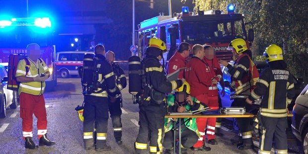 Stechender Geruch: 37 Personen aus Wohnhaus evakuiert