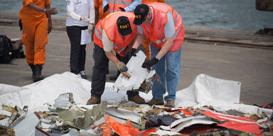 Indonesien Flugzeugabsturz