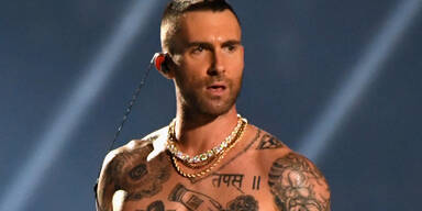 Maroon 5 Adam levine