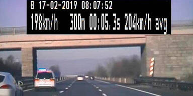 Verliebter Raser A1 Heiratsantrag