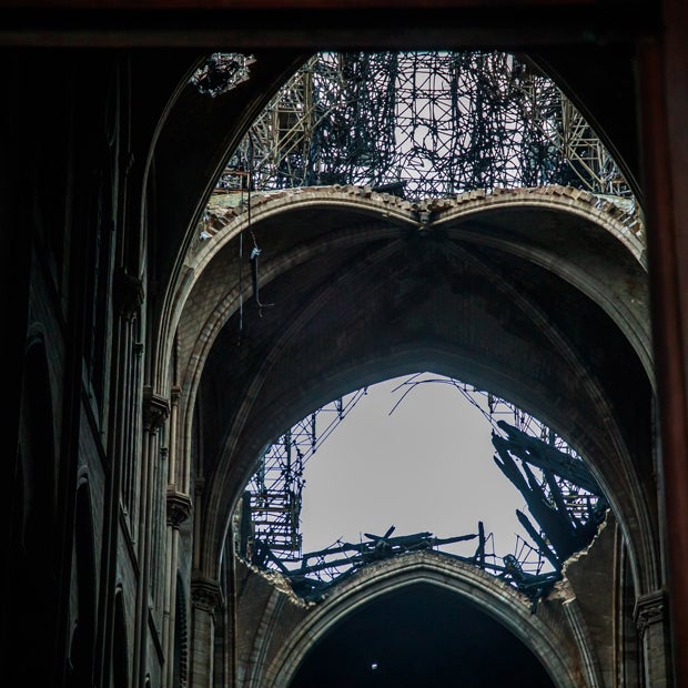 Notre Dame: Bilder von Innen zeigen Ausmaß der Zerstörung