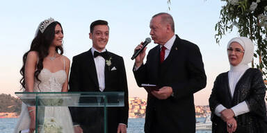 Pr&auml;sident Erdogan ist Trauzeuge von Mesut &Ouml;zil