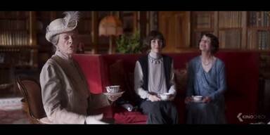 20190920_66_358315_y2matecom_-_downton_abbey_trailer_german_deutsch_2019_sSDOSaipC9Q_1080p.jpg