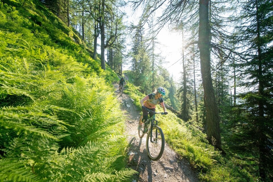 Im “Bikeland” Schladming-Dachstein erwarten Mountain- und E-Biker bereits 26 Touren, zwei Bikeparks und ein Singletrack mit insgesamt 67 Trail-Kilometern.