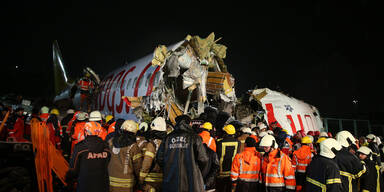 Schock-Fotos zeigen Ausma&szlig; des Ungl&uuml;cks