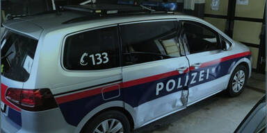 Drogen-Lenker kracht bei Verfolgungsjagd in Polizei-Autos