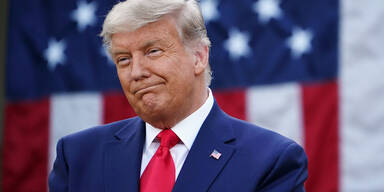 Deutscher Corona-Impfstoff : Trump will in USA 100 Millionen Dosen verteilen