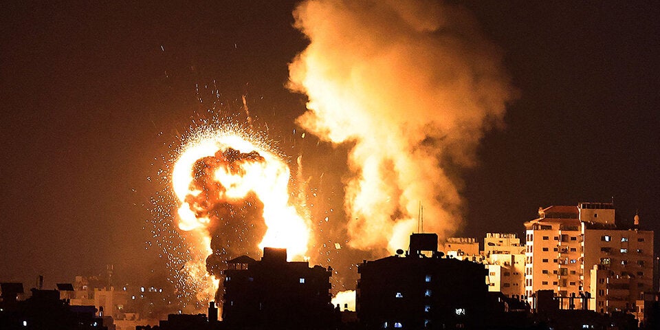 Israelische Luftangriffe auf Ziele in Gaza