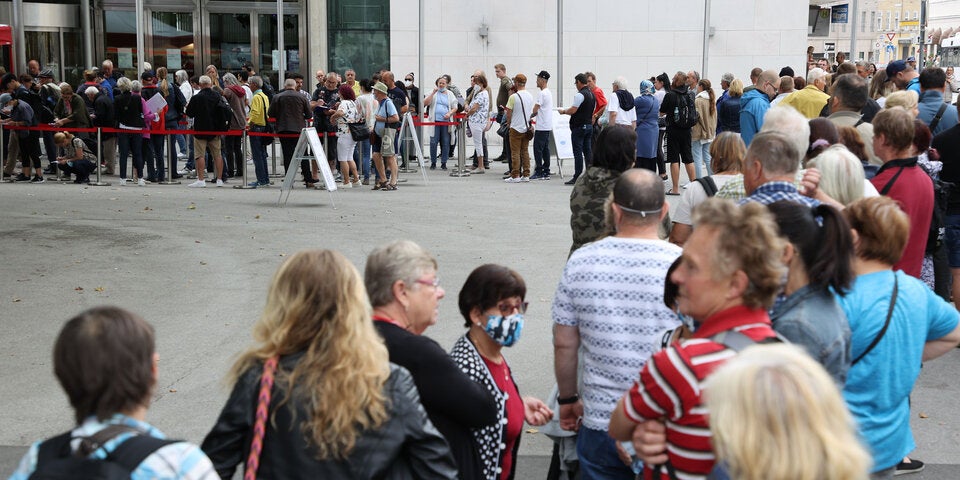 Run auf Impfung ohne Anmeldung: Vakzin nach einer Stunde aus
