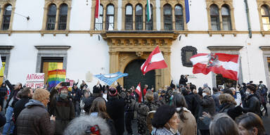 Nach Drohungen von Corona-Gegnern: Polizei sch&uuml;tzt B&uuml;rgermeister