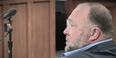 2022-08-05 09_19_13-220805_XX_VERSCHWÖRUNGSTHEORETIKER ZAHLT 4 MIO. SCHADENERSATZ.mp4 - VLC media pl.png