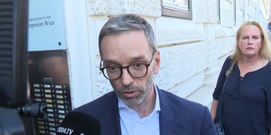 2022-08-17 16_06_45-220817_XX_FPOE_Praesidium_ITVS_GESAMT.mp4 - VLC media player.png