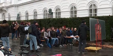 2022-11-07 13_44_14-oe24 &ndash; Opera.png