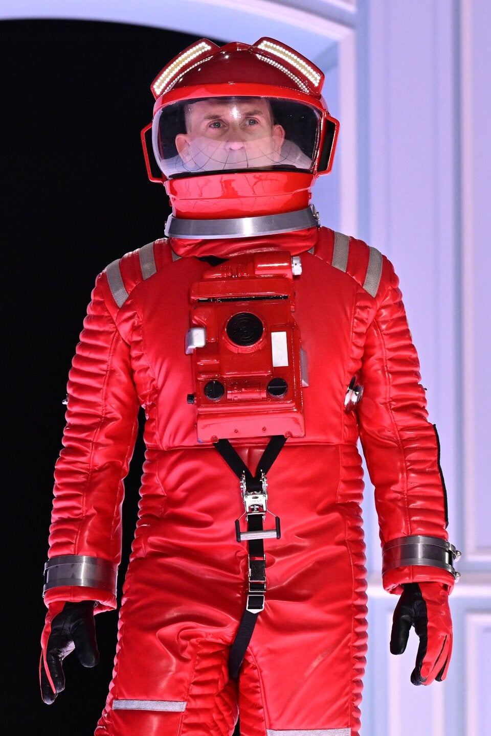Moschino mit spacigster Show aller Zeiten
