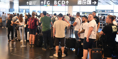 Flughafen Schlange