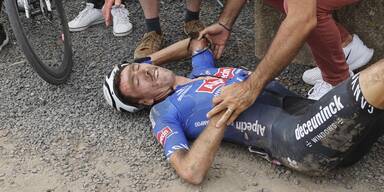 Horror-Crash: &Ouml;sterreicher Gogl mit Knochenbr&uuml;chen ausgeschieden