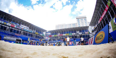 Beach-Volleyball mitten in der City