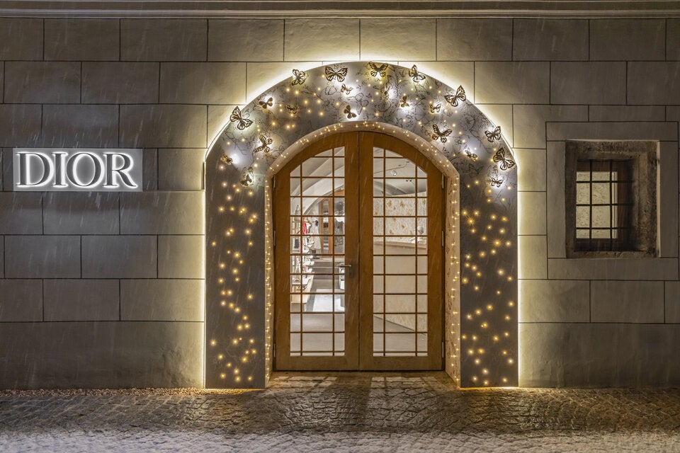 Alpen Takeover: Dior eröffnet Pop-up-Store in Kitzbühel
