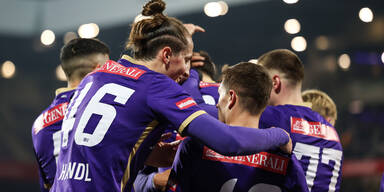 Austria Wien jubelt Tabakovic gegen Klagenfurt