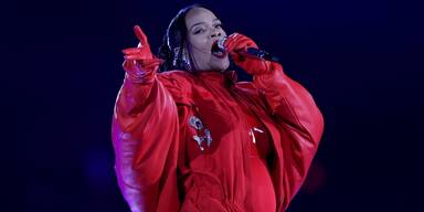 Rihanna Super Bowl