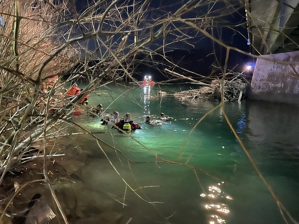 20-Jähriger stürzt mit Pkw in Drau Stockenboi