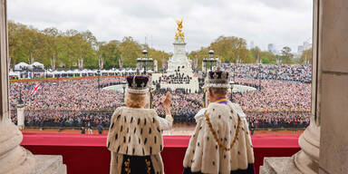 2,5 Milliarden sahen Charles´ Krönung