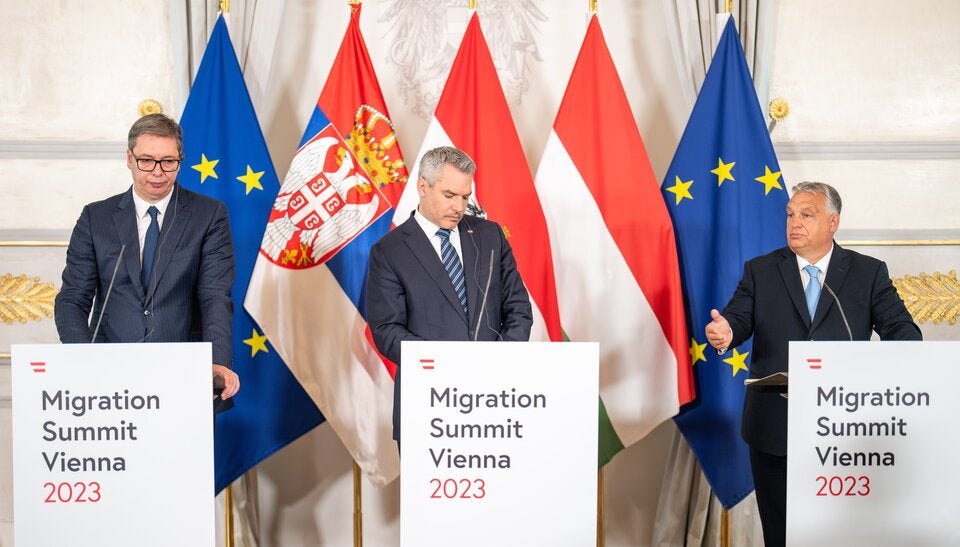 Nehammer legt sich bei Migrationsgipfel mit Orban an