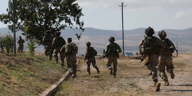 Soldaten in Armenien