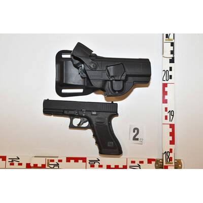 Die Bande konnte Schmuck und Bargeld für 440.000 Euro erbeutet