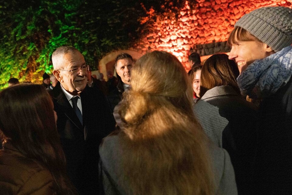 Bundespräsident Van der Bellen bei Pogromnacht-Kundgebung der Welser Initiative gegen Faschismus