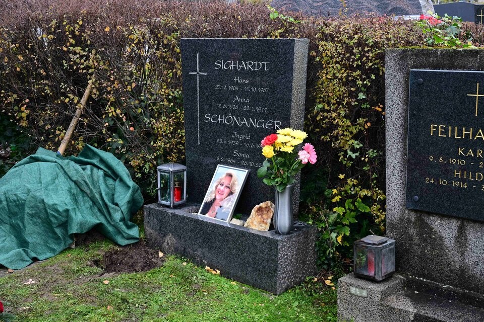 Hier ruht Sonja Schönanger