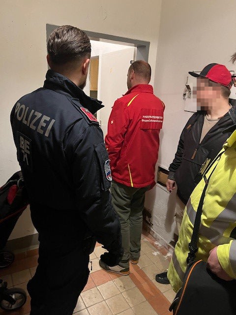 Großeinsatz in Wien wegen desolaten Wohnhäusern