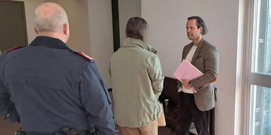 H&auml;flting Mobbing Knast-Randale