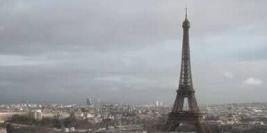 20240222_66_821465_240222_XX_MAZ_Wegen_Streik_Touristen_kAnnen_nicht_auf_Eiffelturm_MW.jpg