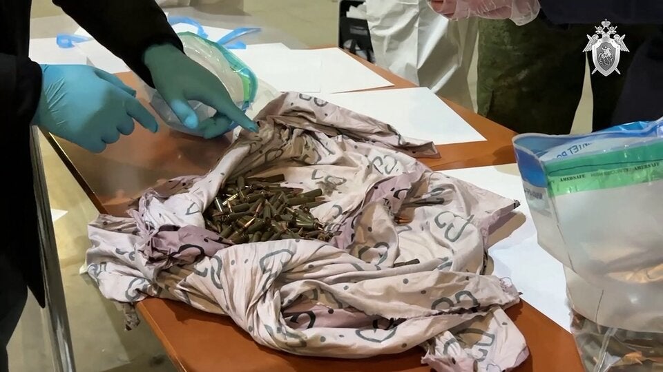 Terror in Moskau: Waffen und Munition gefunden