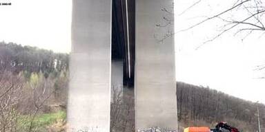 20240325_66_831716_240325_xx_MAZ_Leichenfund_nach_Autobrand_NA-_0min52_BM.jpg