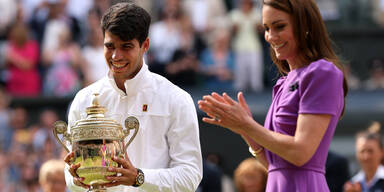 Alcaraz triumphiert in Wimbledon gegen Djokovic