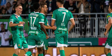 3:1 &ndash; Rapidler schie&szlig;en sich in H&auml;lfte 2 ins Achtelfinale