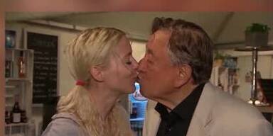 LUGNER_IM_DIESEM_MOMENT_BESCHLOSS_RICHARD_ZU_HEIRATEN_KA.jpg