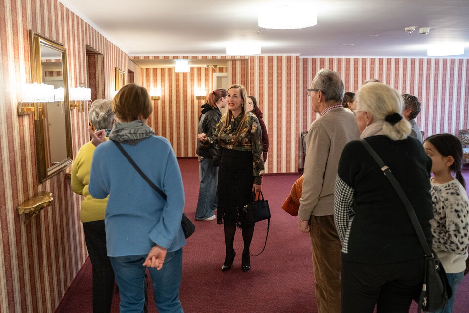 Maria Großbauer führte duchs Stadttheater.