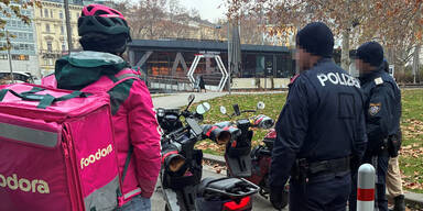 Potenzmittel im Gepäck: Drogenlenker auf Quad gestoppt