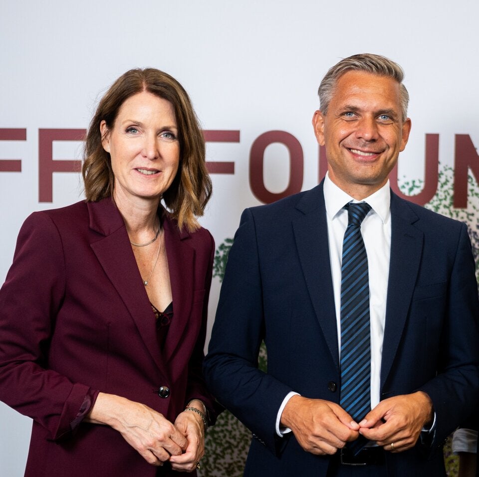 Minister Wolfgang Hattmannsdorfer (ÖVP) und FFG-Geschäftsführerin Henrietta Egerth
