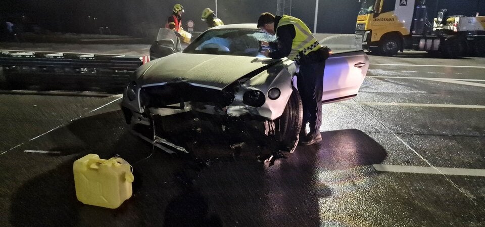 Spielfeld Unfall Bentley Grenze