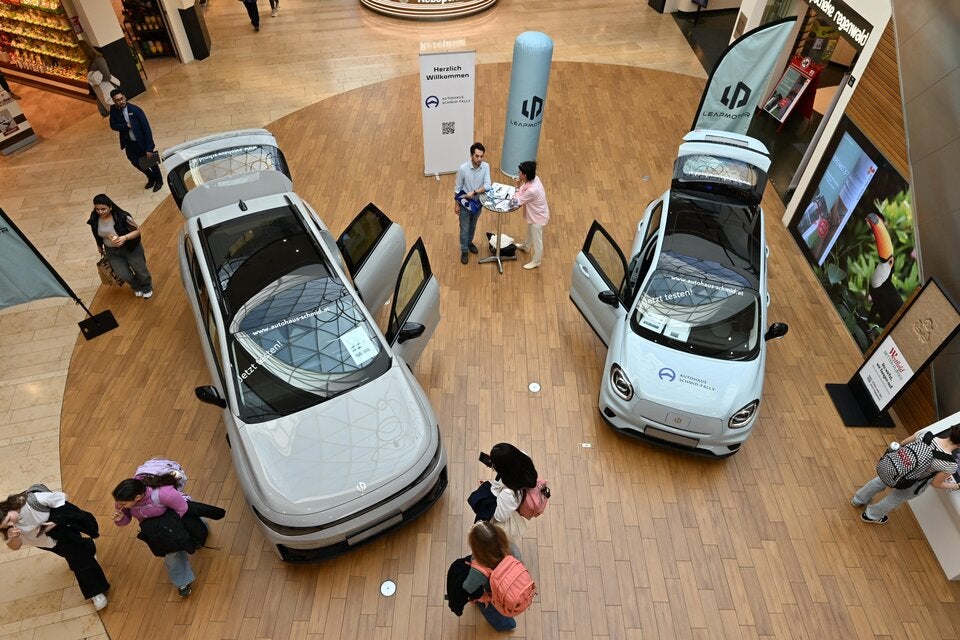 ›Driving Days‹ - die PS-starke Autoshow im Donau Zentrum