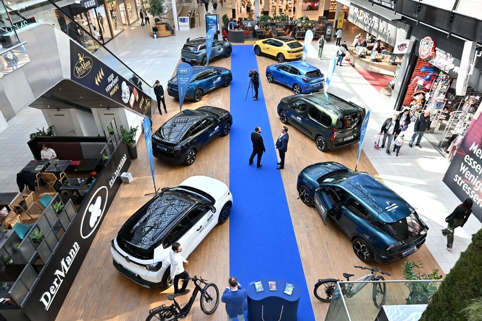 ›Driving Days‹ - die PS-starke Autoshow im Donau Zentrum