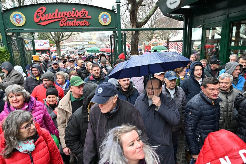 Eröffnung Schweizerhaus