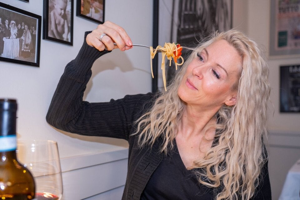 Simone Lugner bei Familie Barbaro in der Pizzeria Regina Margherita