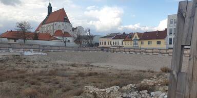 Notbremse für "Maximilium" in Wiener Neustadt