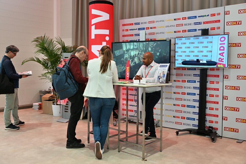 Am Stand von oe24 konnte man sich als Reporterin oder Reporter sowie Kamereafrau oder Kameramann probieren.